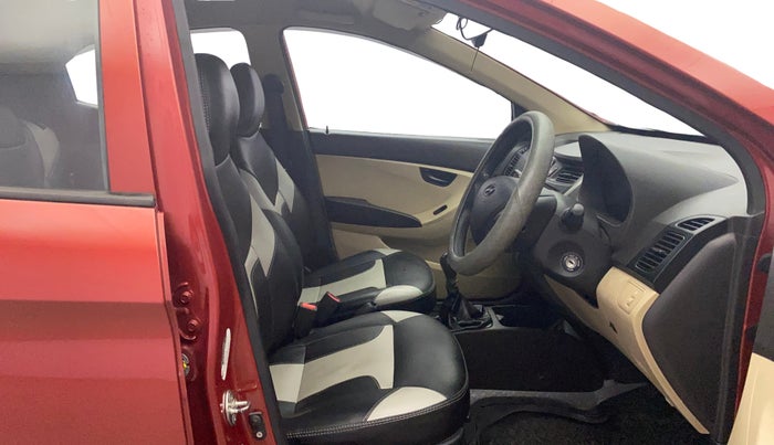 2014 Hyundai Eon ERA +, Petrol, Manual, 47,220 km, Right Side Front Door Cabin