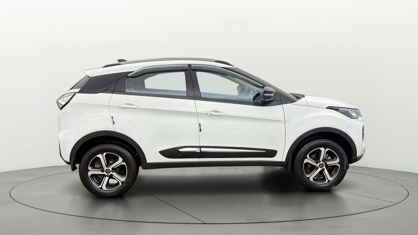 2022 Tata NEXON XZ PLUS PETROL, Petrol, Manual, 22,623 km, Right Side View