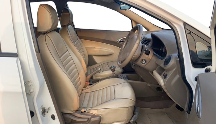 2012 Chevrolet Sail UVA 1.3 LT ABS, Diesel, Manual, 36,489 km, Right Side Front Door Cabin