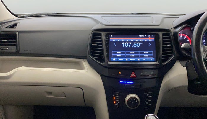 2020 Mahindra XUV300 W4 1.2 PETROL, Petrol, Manual, 61,281 km, Air Conditioner