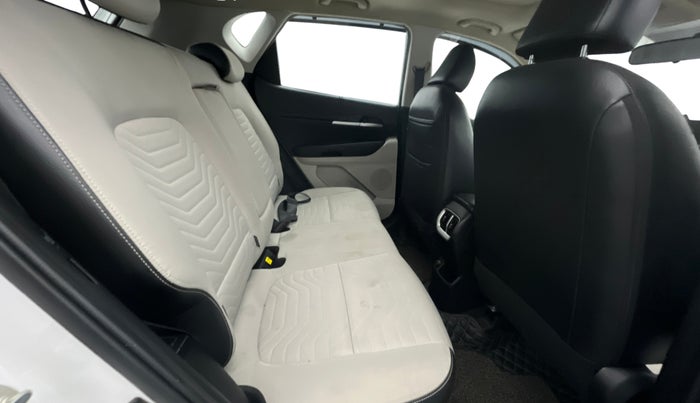 2023 KIA SONET HTX 1.0 DCT, Petrol, Automatic, 69,617 km, Right Side Rear Door Cabin