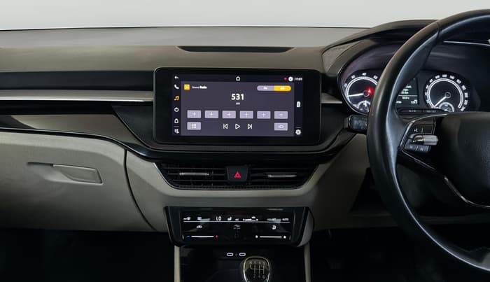 2022 Skoda SLAVIA AMBITION 1.0L TSI MT, Petrol, Manual, 35,731 km, Air Conditioner