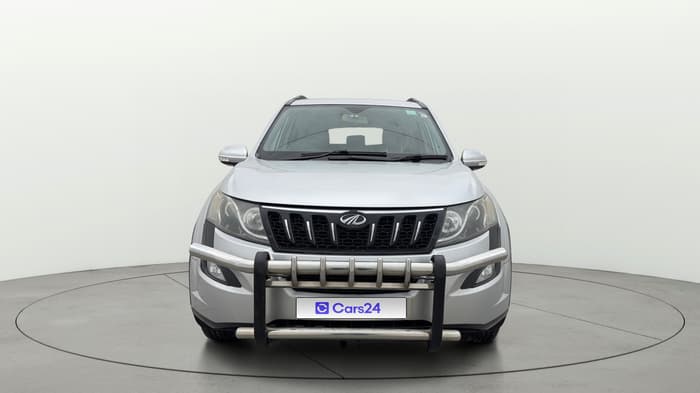 2017 Mahindra XUV500 W6, Diesel, Manual, 39,915 km, Front