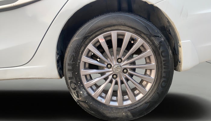 2017 Maruti Ciaz ALPHA 1.4 PETROL, Petrol, Manual, 1,46,733 km, Left Rear Wheel