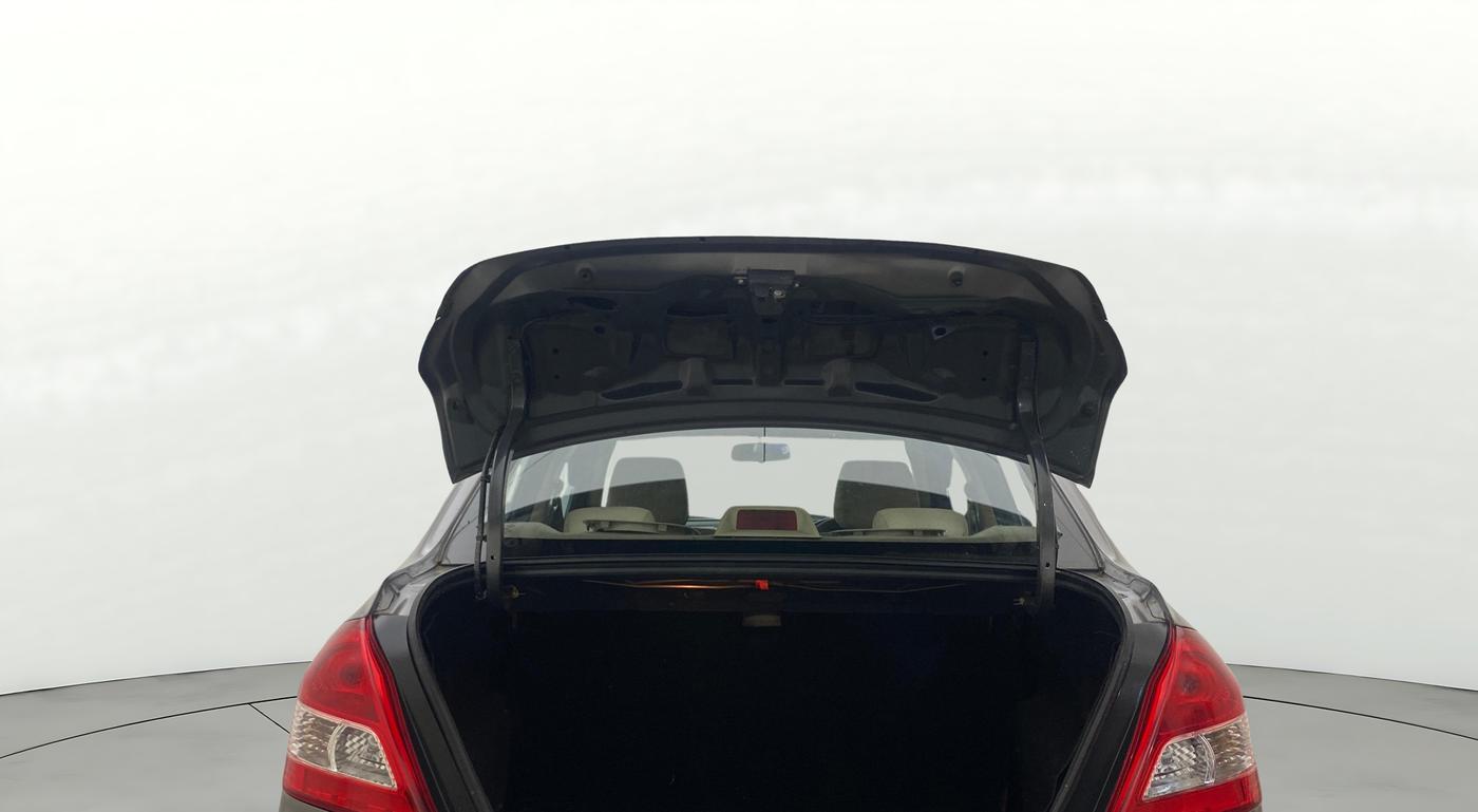 2013 Maruti Swift Dzire VDI, Diesel, Manual, 1,18,252 km, Boot Door Open