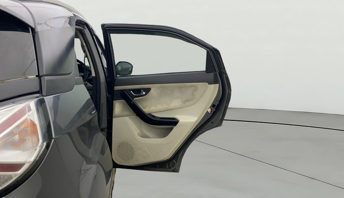 2022 Tata NEXON XZ PLUS PETROL SUNROOF, Petrol, Manual, 38,517 km, RHS Rear Door