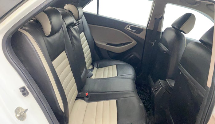 2019 Hyundai Elite i20 ASTA 1.2 (O), Petrol, Manual, 48,469 km, Right Side Rear Door Cabin