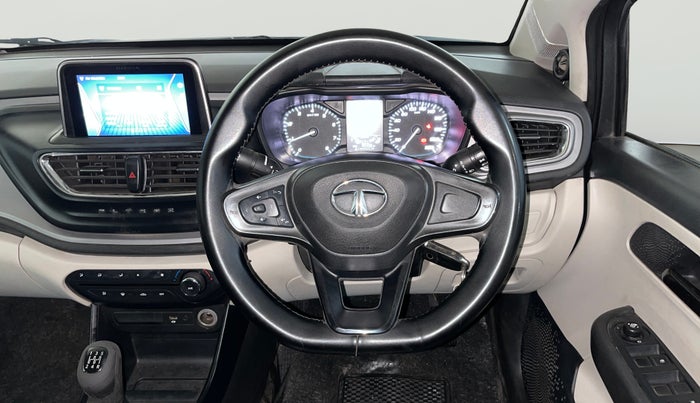 2022 Tata ALTROZ XM PLUS PETROL, Petrol, Manual, 58,299 km, Steering Wheel Close Up