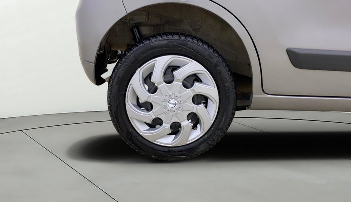 2016 Maruti Wagon R 1.0 VXI AMT, Petrol, Automatic, 41,228 km, Right Rear Wheel