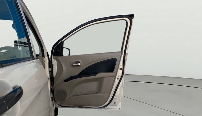 2014 Maruti Celerio VXI AMT, Petrol, Automatic, 84,949 km, RHS Front Door