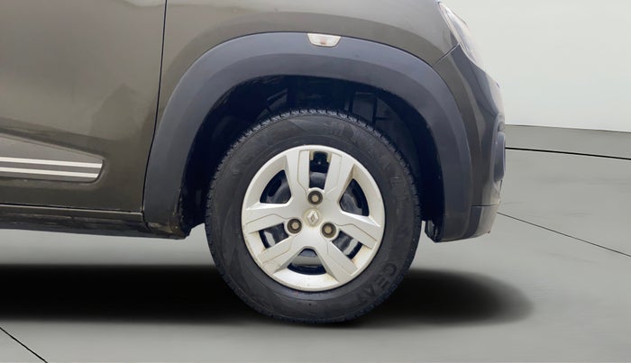 2018 Renault Kwid RXT 1.0 AMT, Petrol, Automatic, 44,455 km, Right Front Wheel