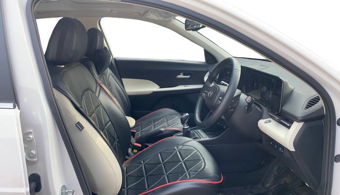 2023 Hyundai Verna SX 1.5 VTVT, Petrol, Manual, 8,525 km, Right Side Front Door Cabin