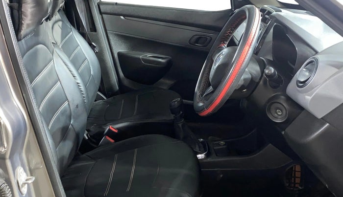 2018 Renault Kwid RXT 1.0 (O), Petrol, Manual, 5,642 km, Right Side Front Door Cabin