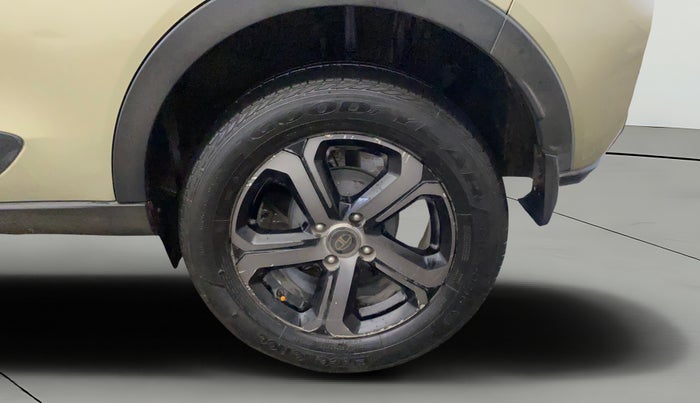 2022 Tata NEXON XZA PLUS (PREMIUM) KAZIRANGA PETROL, Petrol, Automatic, 32,262 km, Left Rear Wheel