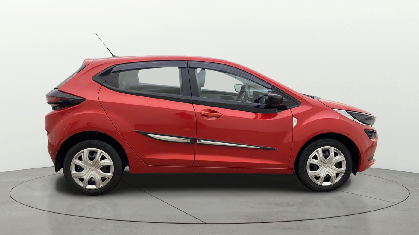 2025 Tata ALTROZ XM PLUS CNG, CNG, Manual, 40,026 km, Right Side View