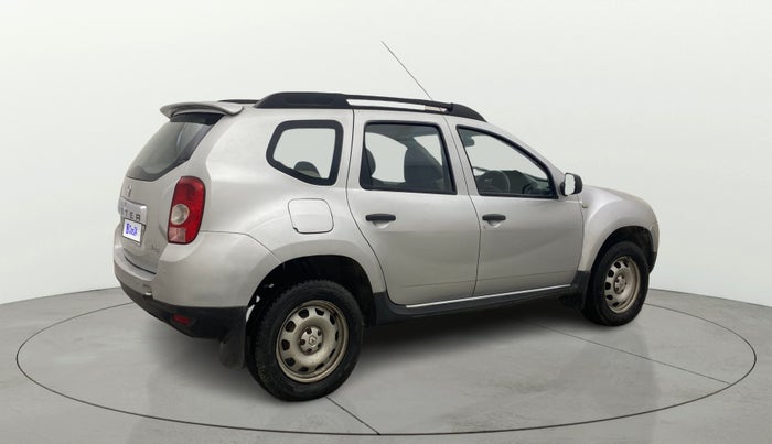 2015 Renault Duster 85 PS RXE DIESEL, Diesel, Manual, 86,870 km, Right Back Diagonal