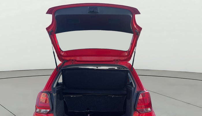 2019 Volkswagen Polo HIGHLINE PLUS 1.0, Petrol, Manual, 1,23,914 km, Boot Door Open