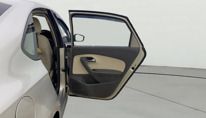 2013 Volkswagen Vento HIGHLINE DIESEL 1.6, Diesel, Manual, 99,563 km, RHS Rear Door