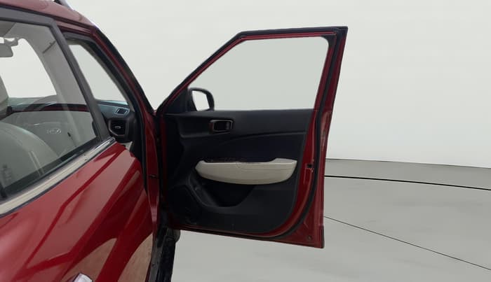 2020 Hyundai VENUE SX PLUS 1.0 TURBO DCT, Petrol, Automatic, 1,04,187 km, RHS Front Door