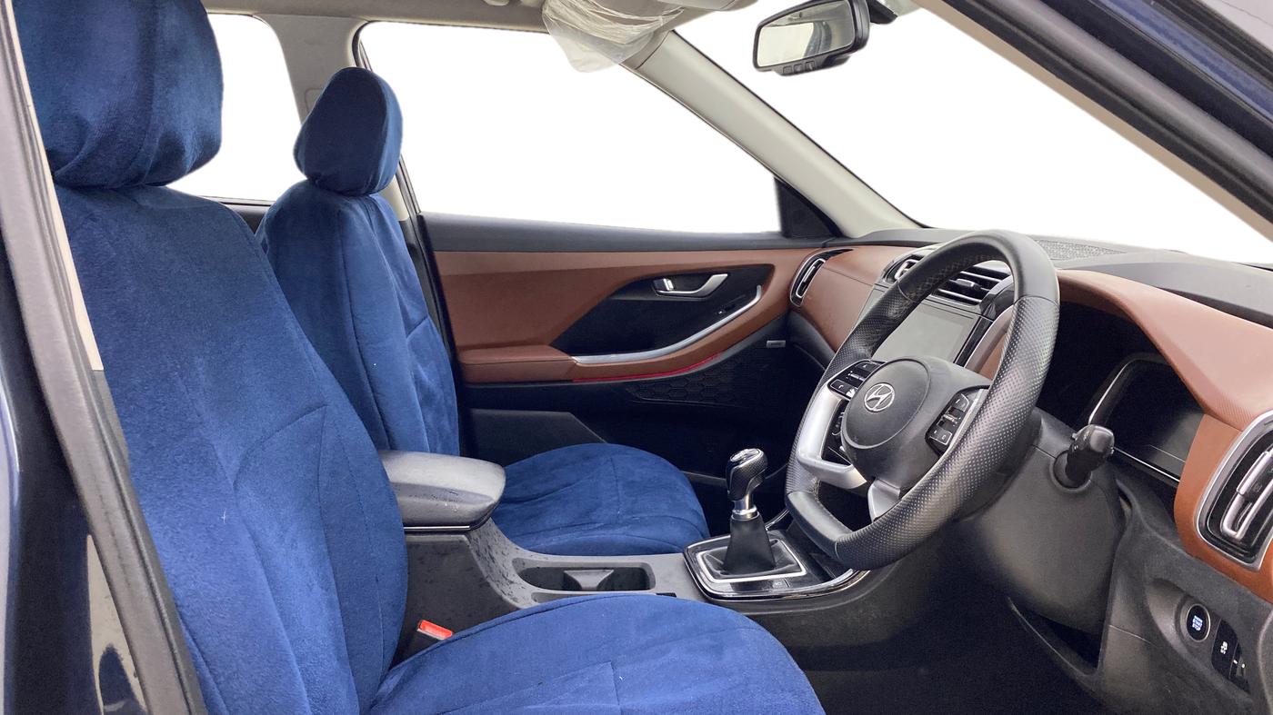 2022 Hyundai ALCAZAR PLATINUM 1.5 MT 7STR, Diesel, Manual, 98,664 km, Right Side Front Door Cabin