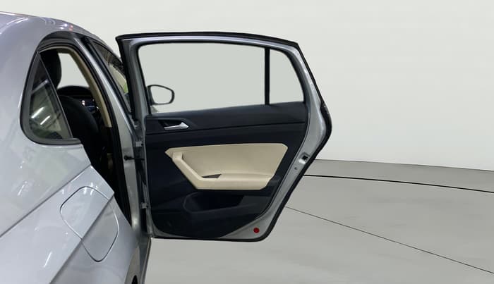 2024 Volkswagen VIRTUS Highline Plus 1.0 TSI AT, Petrol, Automatic, 21,452 km, RHS Rear Door