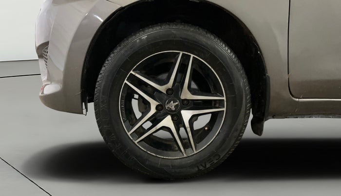 2017 Datsun Go Plus T, CNG, Manual, 70,806 km, Left Front Wheel