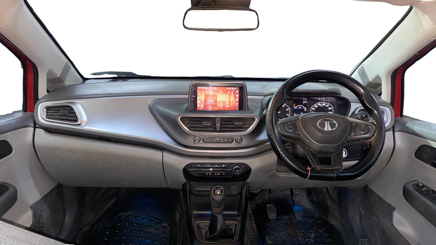 2020 Tata ALTROZ XT PETROL, Petrol, Manual, 68,396 km, Dashboard