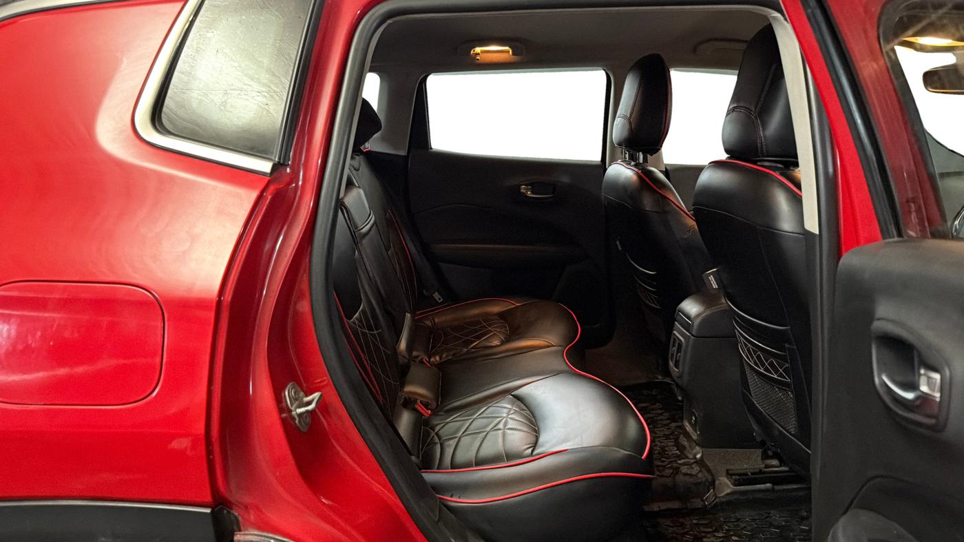 2018 Jeep Compass SPORT 1.4 PETROL, Petrol, Manual, 70,543 km, Right Side Rear Door Cabin