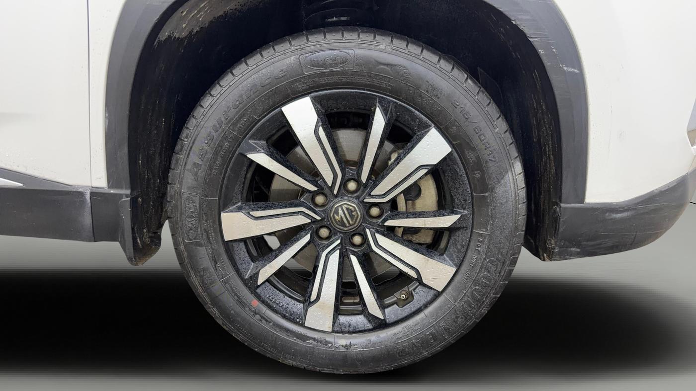 2020 MG HECTOR SHARP 1.5 DCT PETROL, Petrol, Automatic, 43,609 km, Right Front Wheel