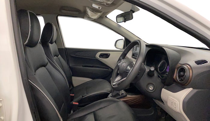 2020 Hyundai AURA S 1.2 CNG, CNG, Manual, 94,746 km, Right Side Front Door Cabin