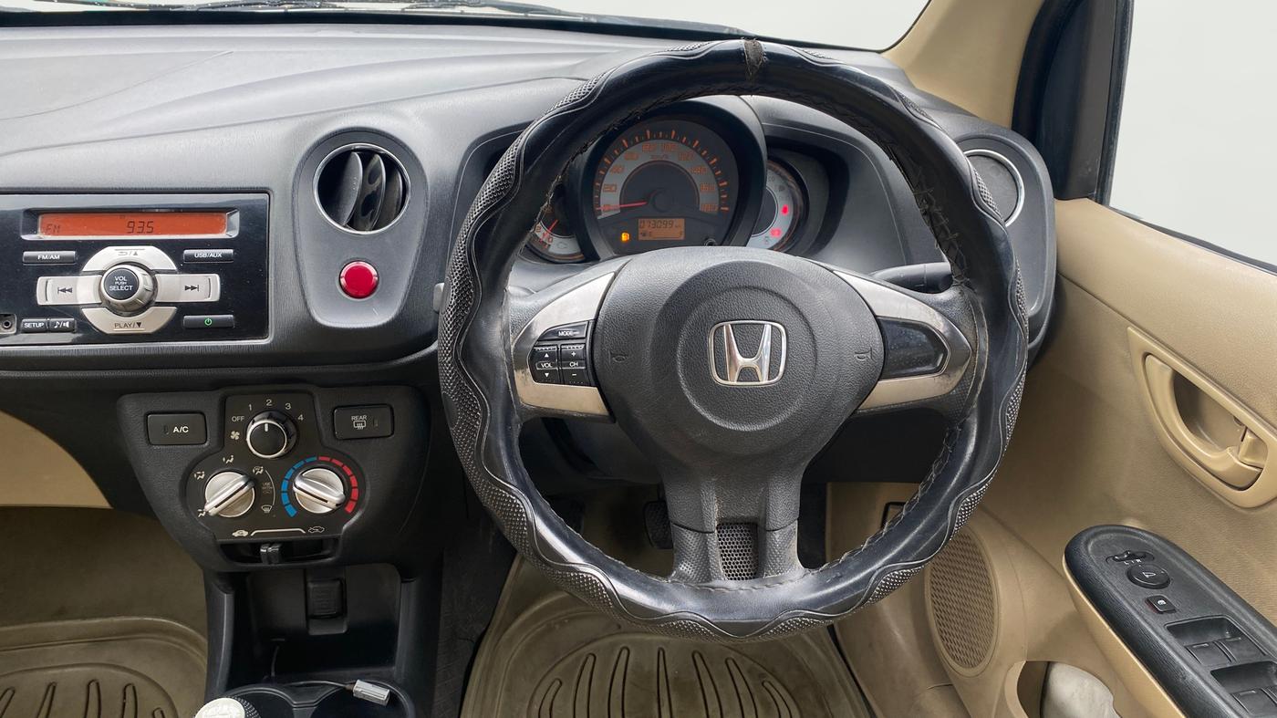 2014 Honda Brio S MT, Petrol, Manual, 73,099 km, Steering Wheel Close Up