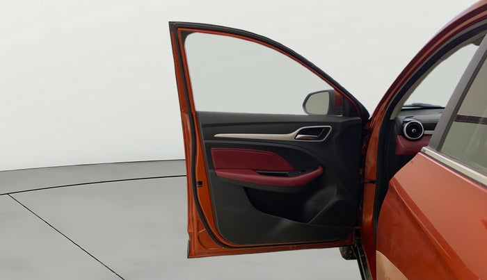 2021 MG ASTOR SAVVY 1.5 CVT S RED, Petrol, Automatic, 44,832 km, LHS Front Door