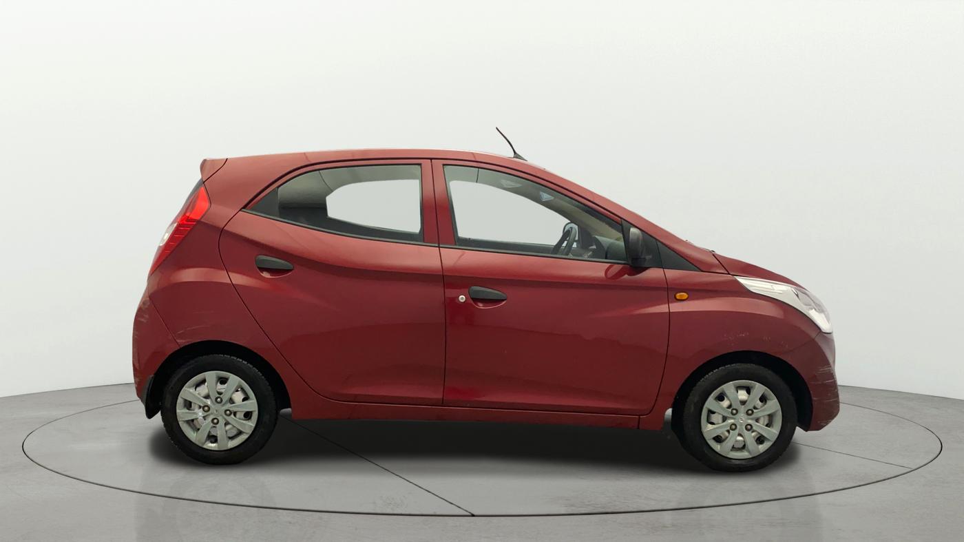 2018 Hyundai Eon ERA +, Petrol, Manual, 16,075 km, Right Side View