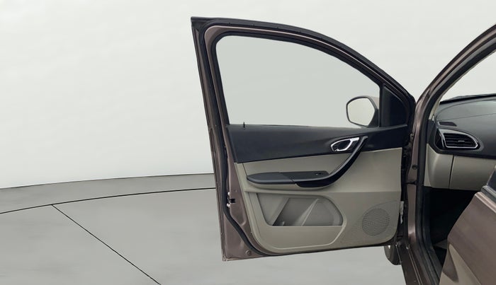 2016 Tata Tiago XZ PETROL, Petrol, Manual, 1,21,915 km, LHS Front Door