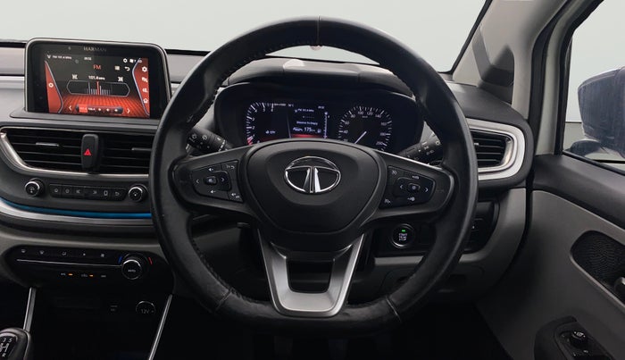 2021 Tata ALTROZ XZ DIESEL, Diesel, Manual, 37,813 km, Steering Wheel Close Up