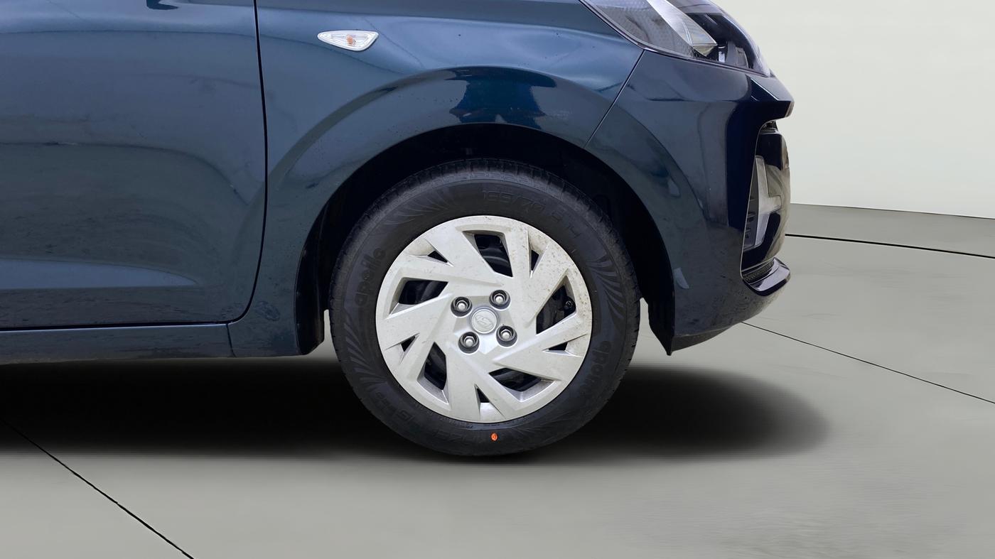 2026 Hyundai GRAND I10 NIOS MAGNA 1.2 KAPPA VTVT, Petrol, Manual, 628 km, Right Front Wheel