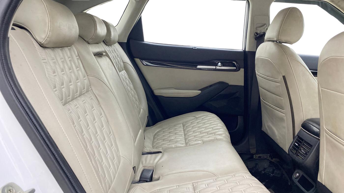 2019 KIA SELTOS HTX 1.5 PETROL, Petrol, Manual, 61,684 km, Right Side Rear Door Cabin