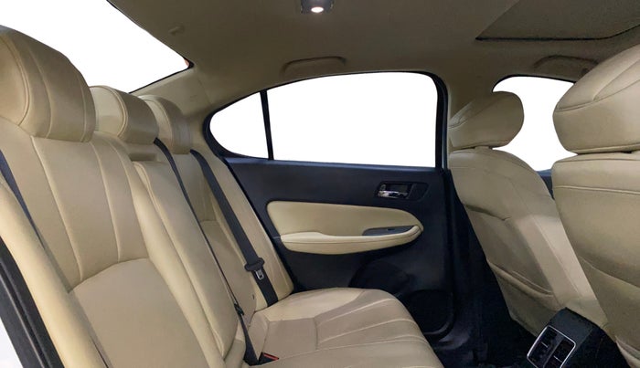 2022 Honda City 1.5L I-VTEC ZX CVT, Petrol, Automatic, 47,008 km, Right Side Rear Door Cabin