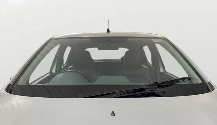 2018 Renault Kwid RXT 1.0 AMT (O), Petrol, Automatic, 58,257 km, Front Windshield