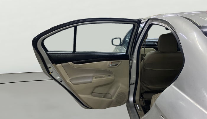 2017 Maruti Ciaz ZETA 1.4  MT PETROL, Petrol, Manual, 90,673 km, LHS Rear Door