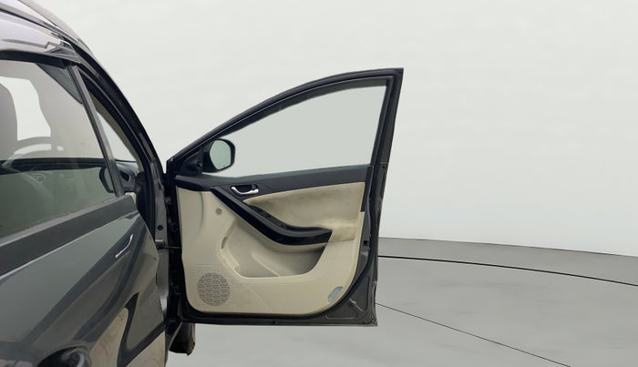 2022 Tata NEXON XZ PLUS PETROL SUNROOF, Petrol, Manual, 38,517 km, RHS Front Door