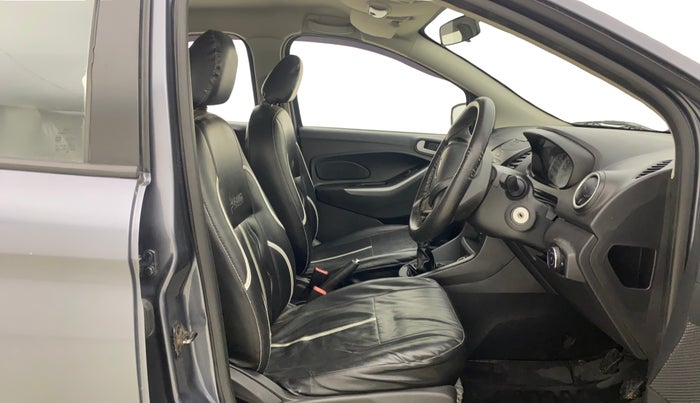 2017 Ford New Figo TREND 1.2 PETROL, Petrol, Manual, 31,904 km, Right Side Front Door Cabin