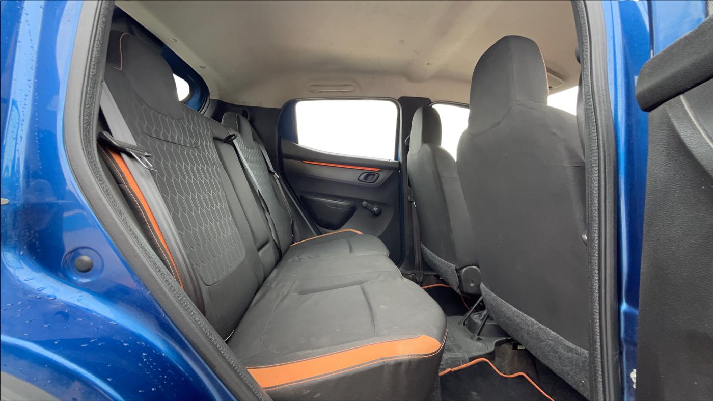 2018 Renault Kwid CLIMBER 1.0 AMT, Petrol, Automatic, 7,737 km, Right Side Rear Door Cabin