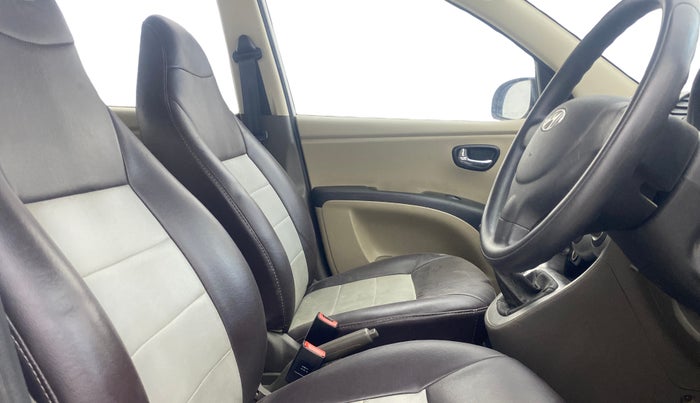 2014 Hyundai i10 SPORTZ 1.1, Petrol, Manual, 64,534 km, Right Side Front Door Cabin