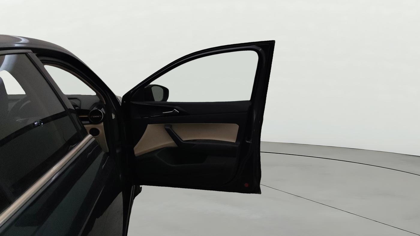 2022 Skoda SLAVIA STYLE 1.0L TSI AT, Petrol, Automatic, 80,387 km, RHS Front Door