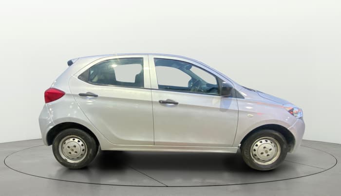 2017 Tata Tiago XM PETROL, Petrol, Manual, 67,995 km, Right Side View