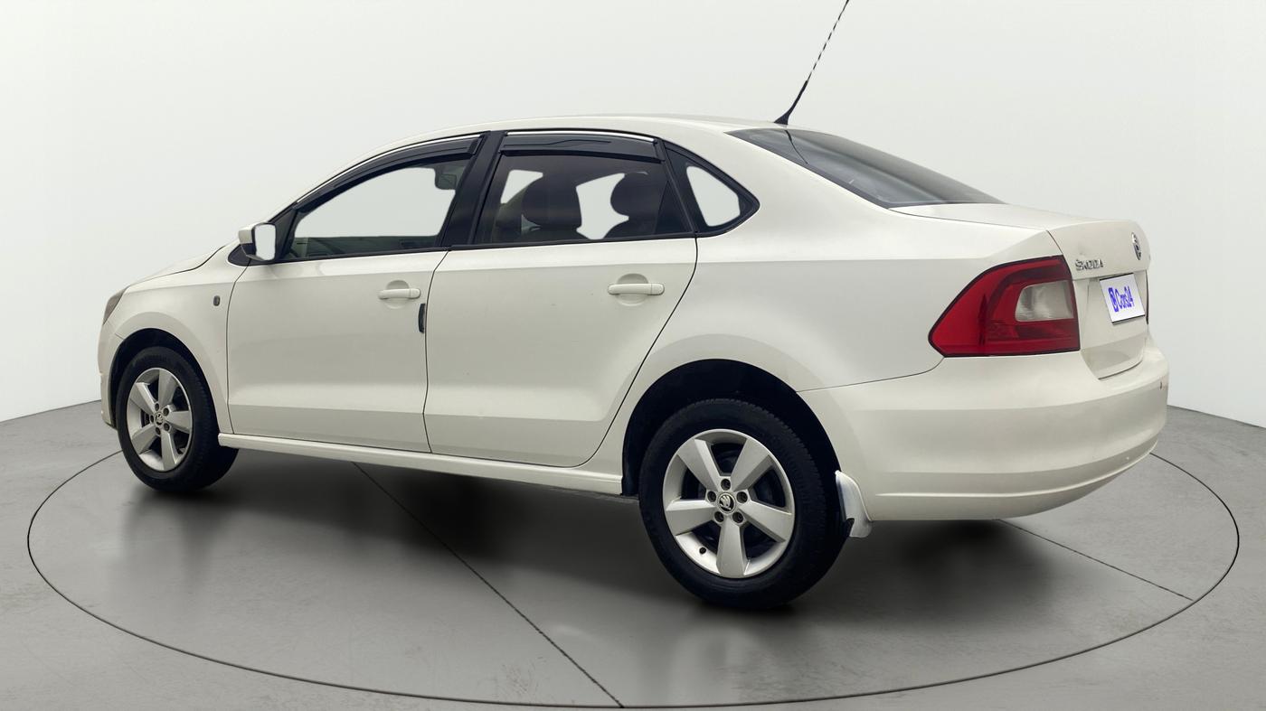 2015 Skoda Rapid 1.5 TDI CR ELEGANCE AT, Diesel, Automatic, 1,18,712 km, Left Back Diagonal