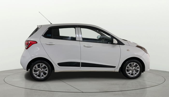 2017 Hyundai Grand i10 MAGNA 1.2 KAPPA VTVT, CNG, Manual, 72,918 km, Right Side View