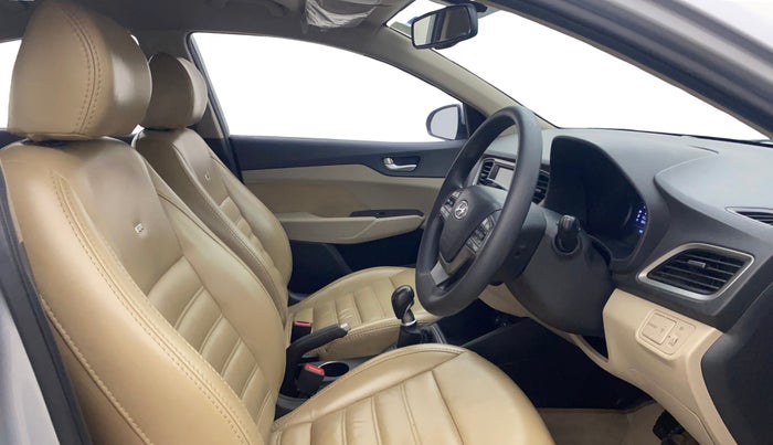 2019 Hyundai Verna 1.6 VTVT SX, Petrol, Manual, 84,490 km, Right Side Front Door Cabin