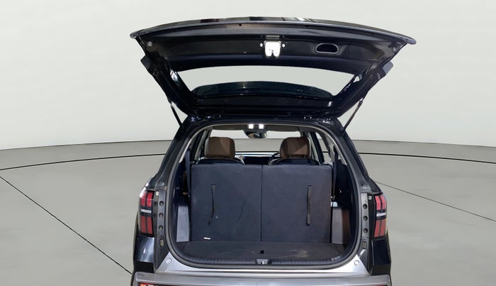 2024 Hyundai ALCAZAR Signature 6 STR 1.5 Diesel Automatic, Diesel, Automatic, 13,704 km, Boot Open Zoomed View